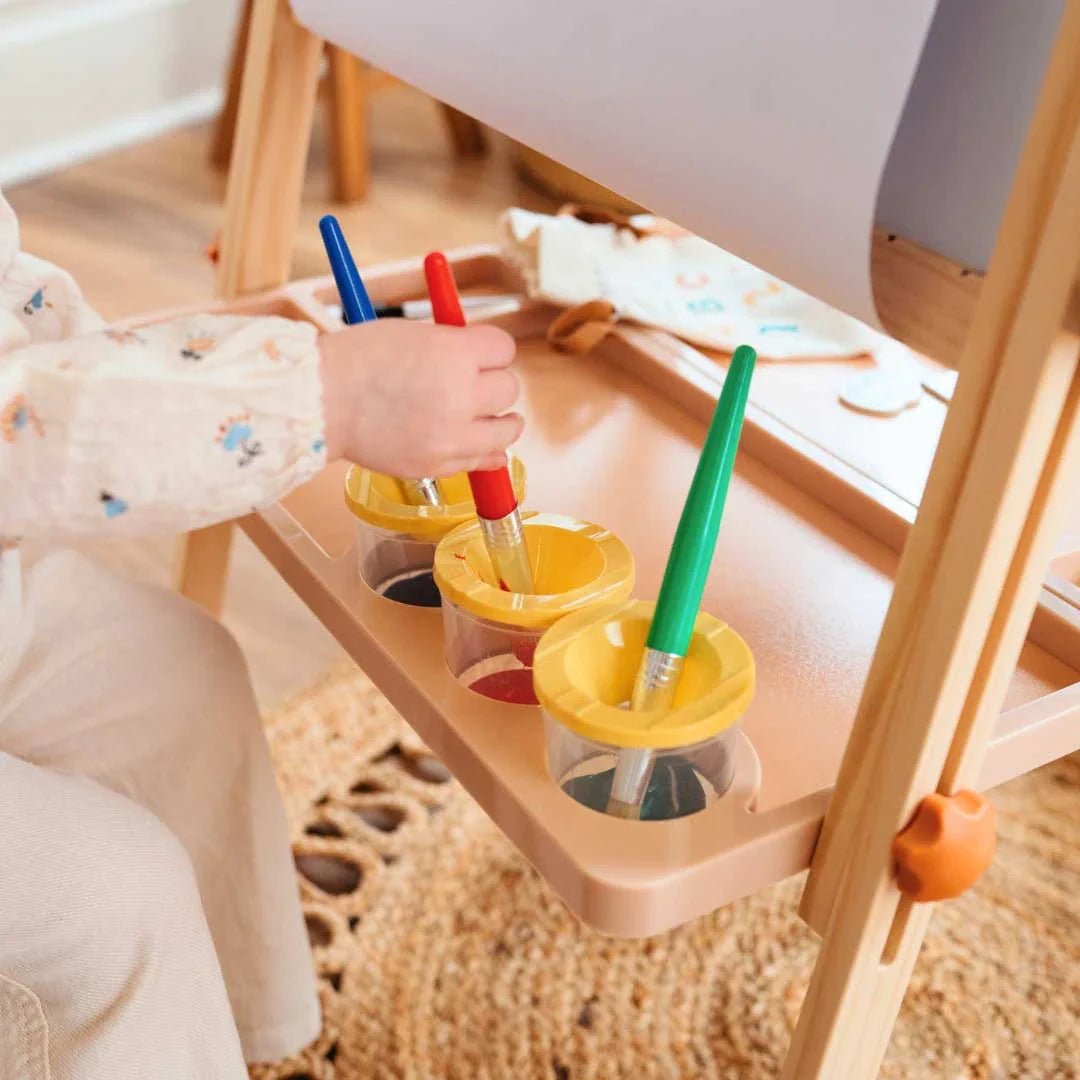 Magnitales Easel for Kids