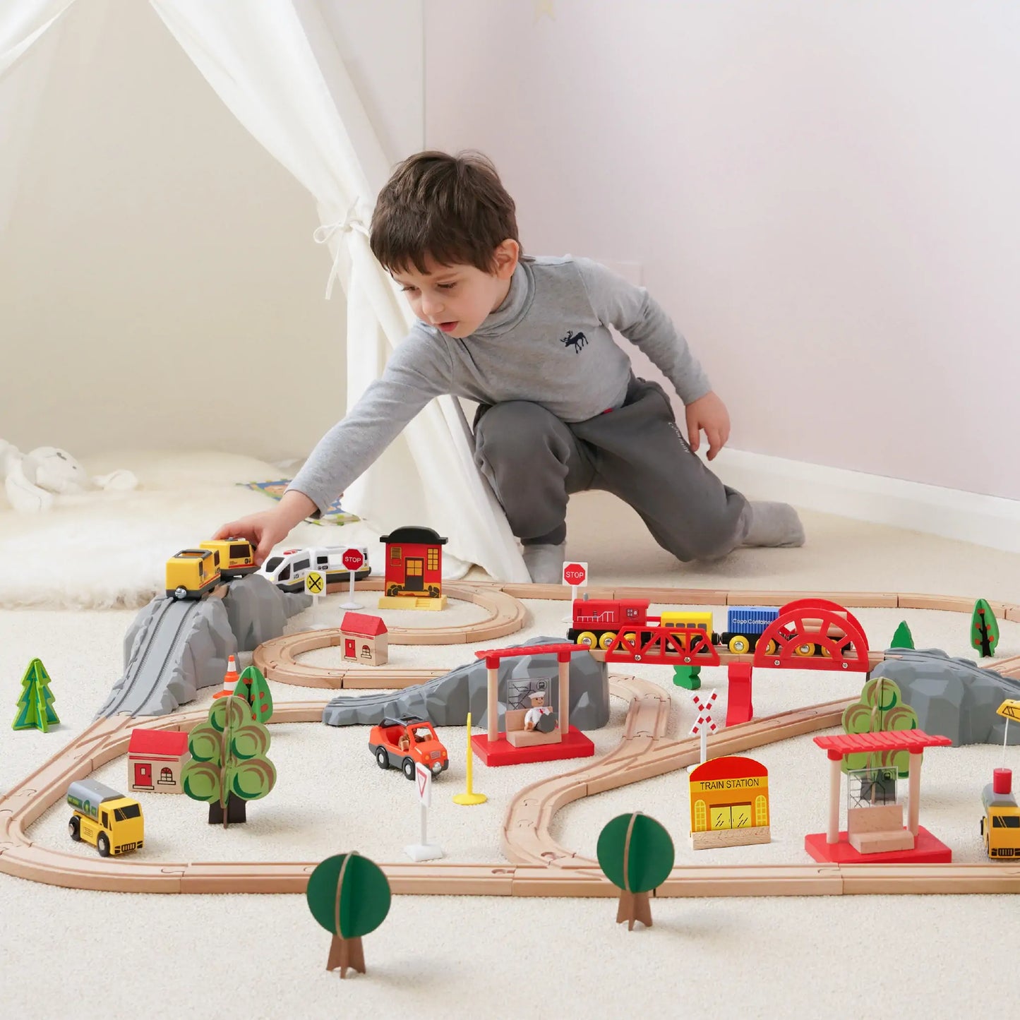 Wooden Track Trains 55 Pieces