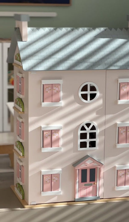 Heather Hall Dollhouse