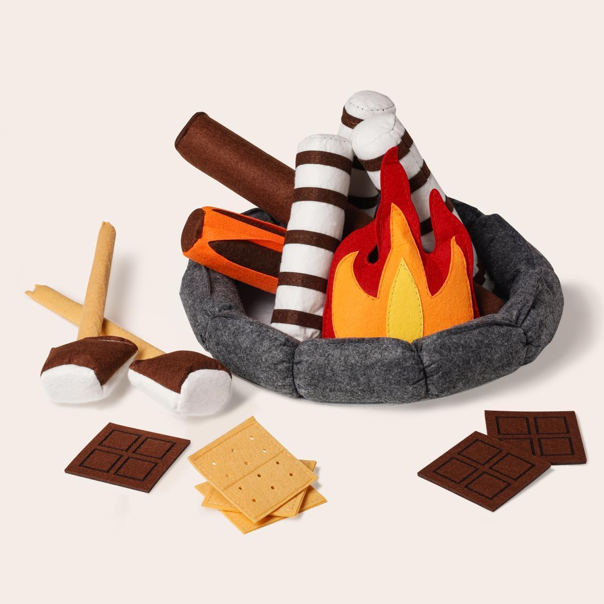 Toy Campfire and S'mores Set