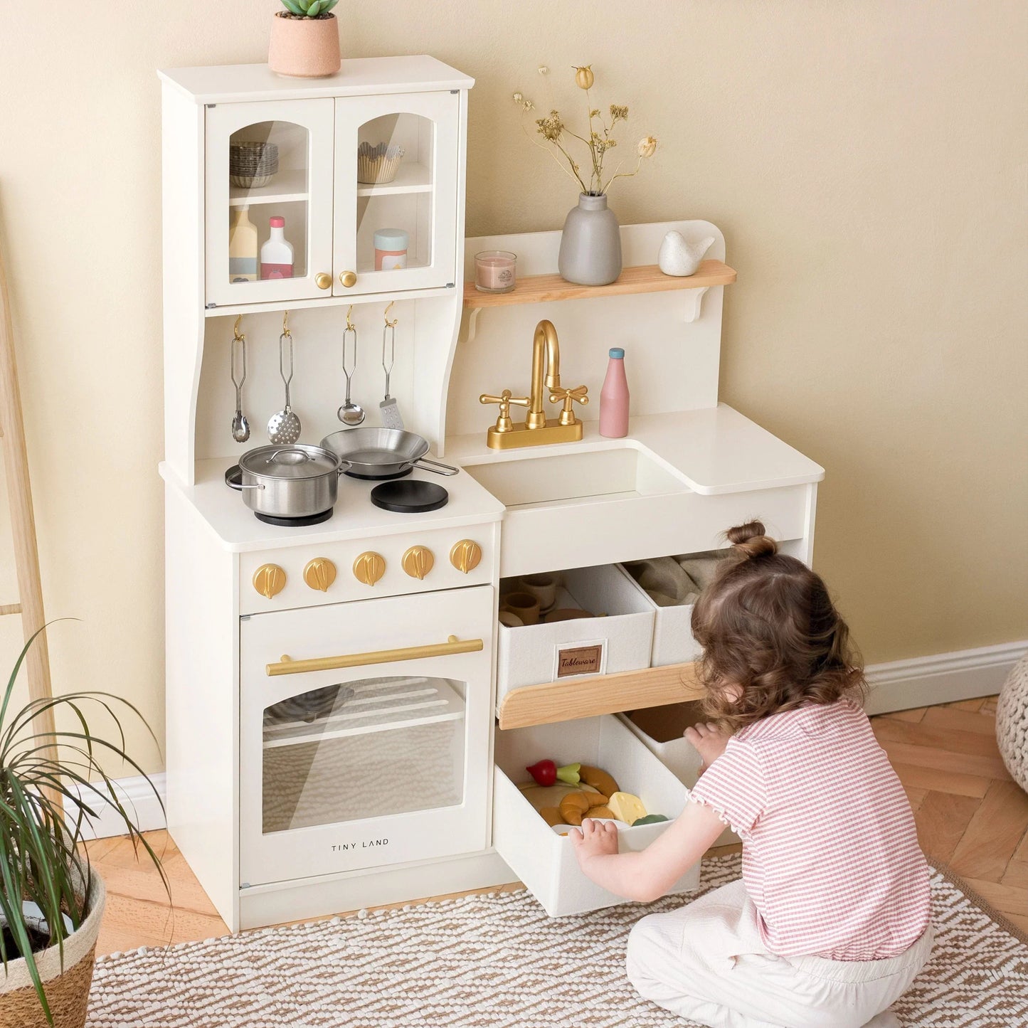 Organizer's Paradise Play Kitchen