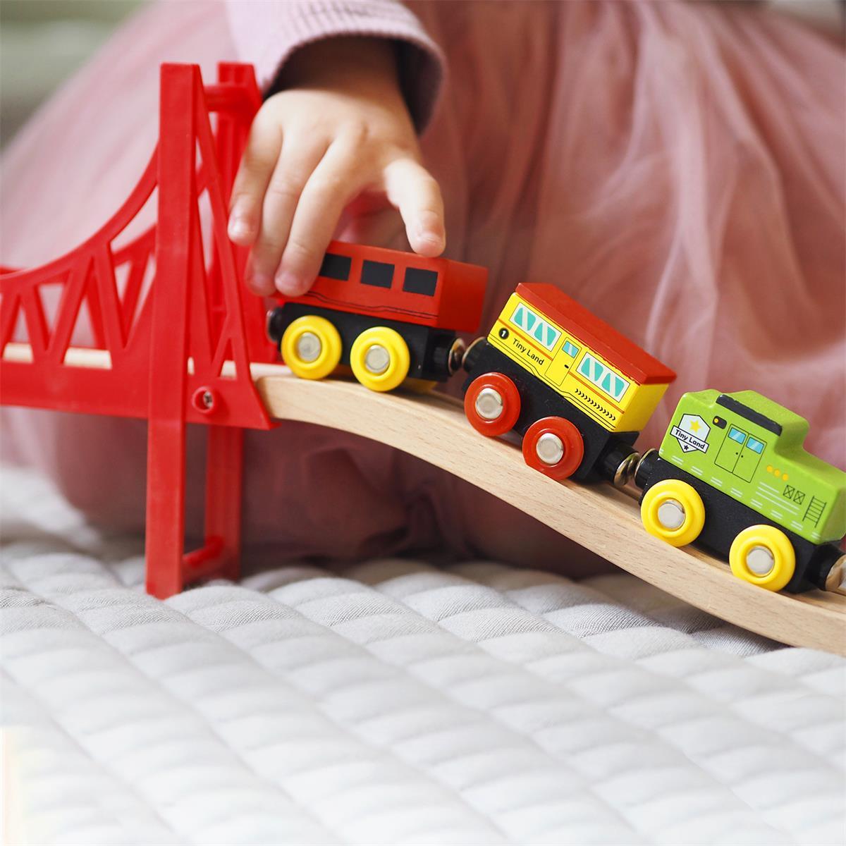 Wooden Train Set- 110 Pieces + Puzzle